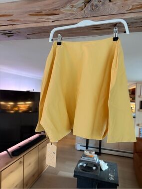 The Kemist Yellow Cropped Top size 14 US